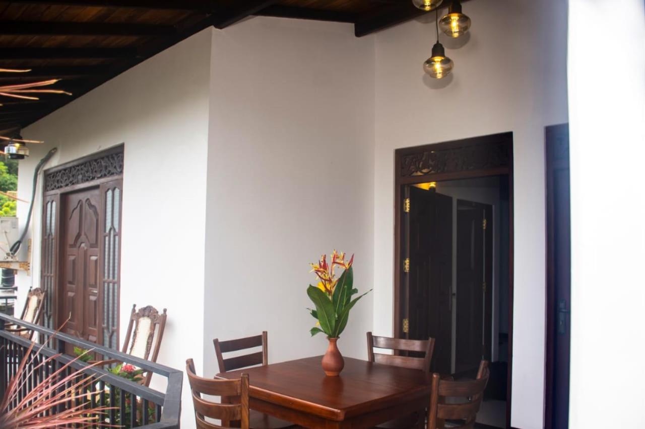 Winsi Villa Unawatuna Esterno foto